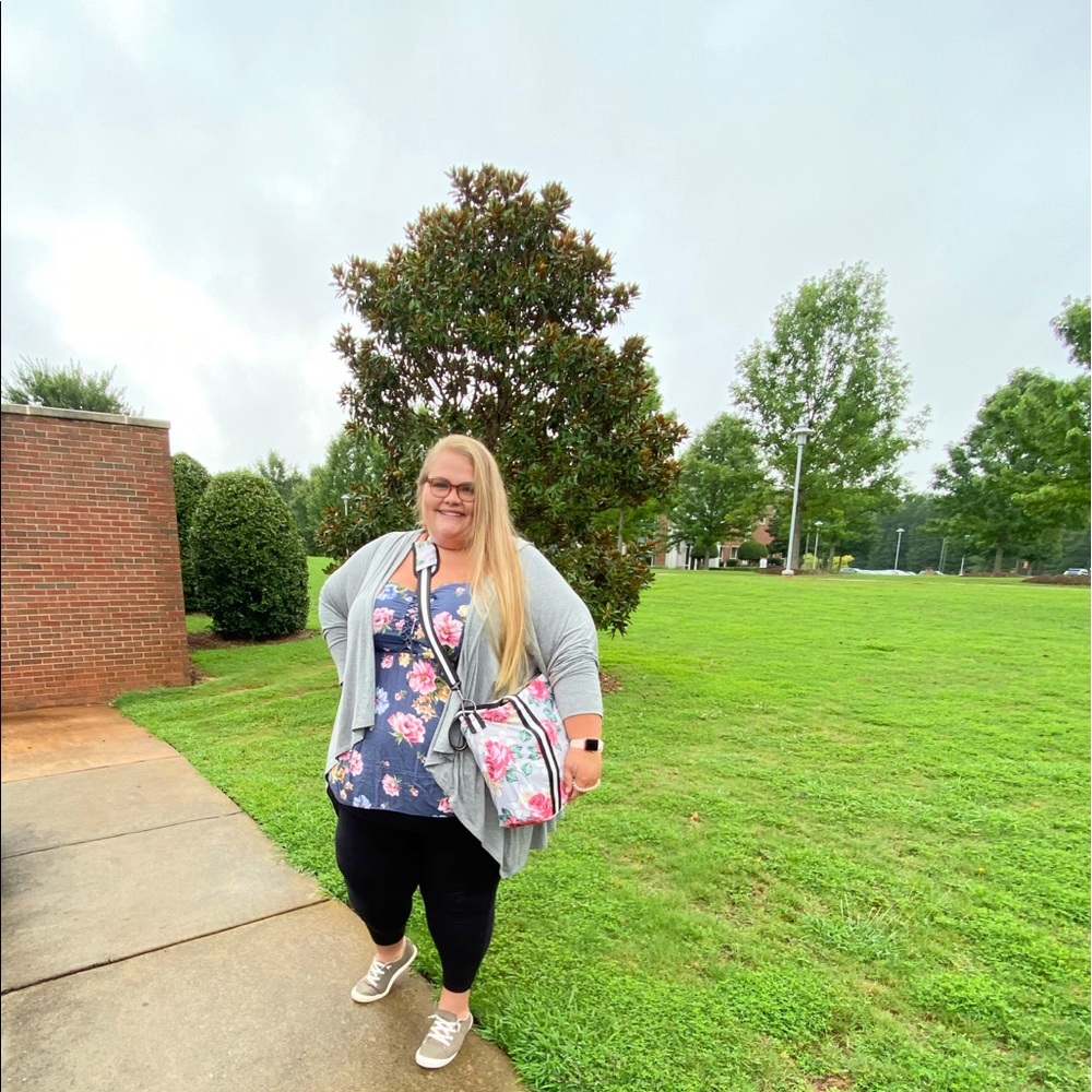 Meet your Posher, Billie